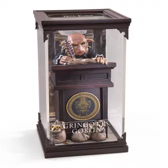 Akcione figure - Harry Potter - Magical Creatures Gringotts Goblin
