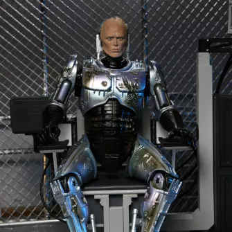 Akcione figure - RoboCop Action Figure Ultimate Battle Damaged RoboCop with Chair (18 cm)