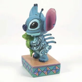 Ukrasne figure - Strange Life-Forms (Stitich With Frog Figurine)