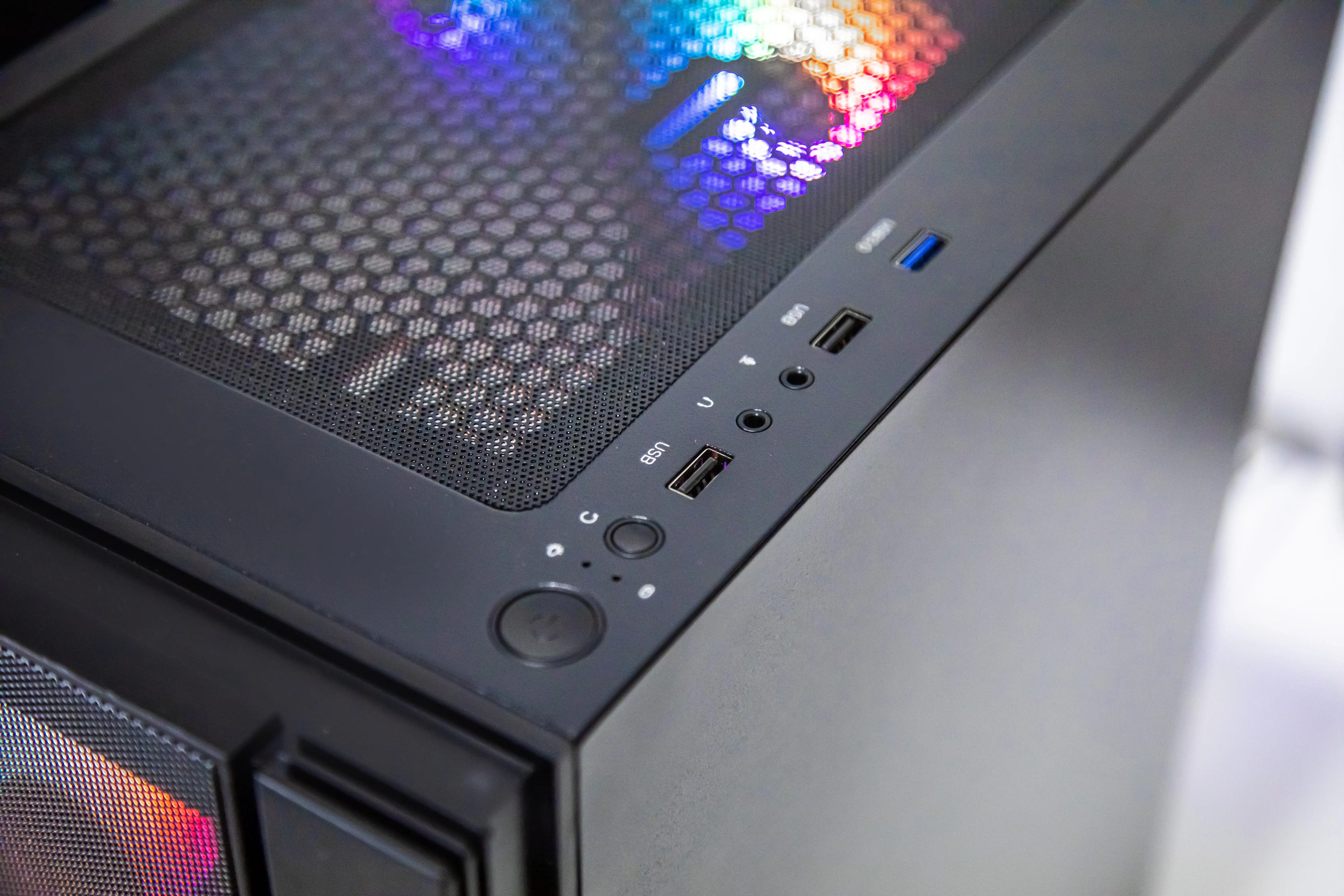 Kućišta - Kućište UGD Hammer 3313 650W