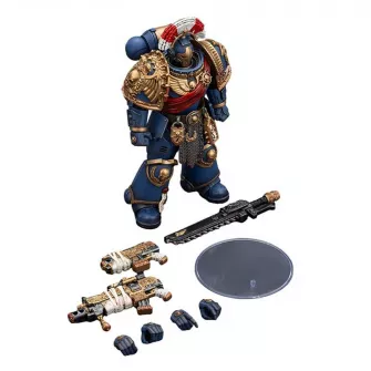 Akcione figure - Ultramarines Relic Secundus Armour with Artificer Bolt Rifle, chainsword and Bolt Pistol