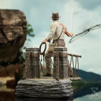 Akcione figure - Indiana Jones and the Temple of Doom Deluxe Gallery PVC Statue Rope Bridge (28 cm)