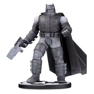 Akcione figure - Batman - Black & White Statue Batman by Frank Miller (18cm)