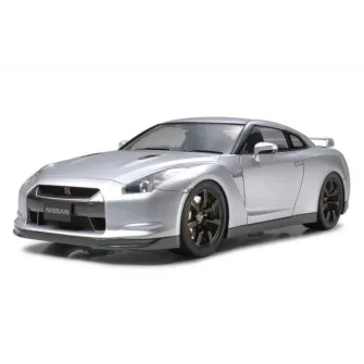 Motorna vozila - 1:24 Nissan GT-R Streetversion