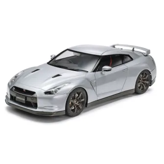 Motorna vozila - 1:24 Nissan GT-R Streetversion