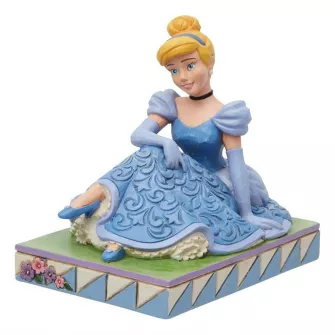 Ukrasne figure - Compassionate & Carefree (Cinderella Figurine)