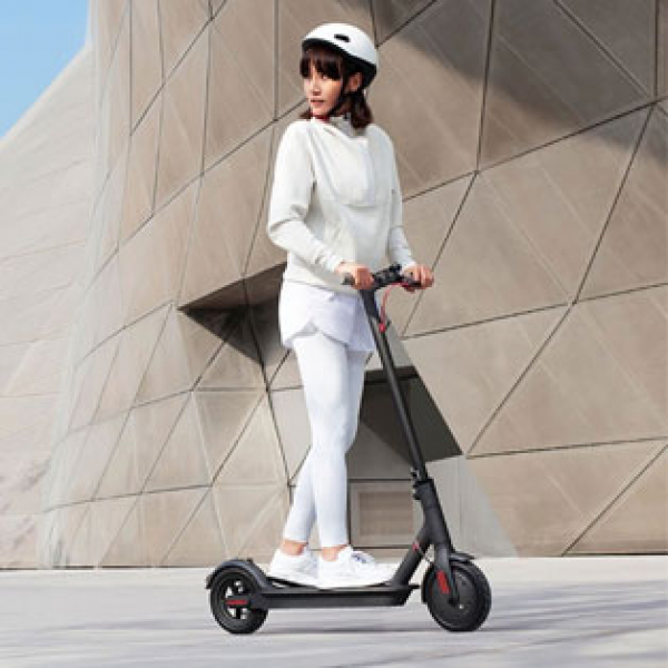 Mi električni trotinet 1S